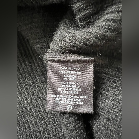 Theory Men’s Enzo Ribbed Black Cashmere Crewneck Pullover Sweater Size Large - Picture 7 of 7